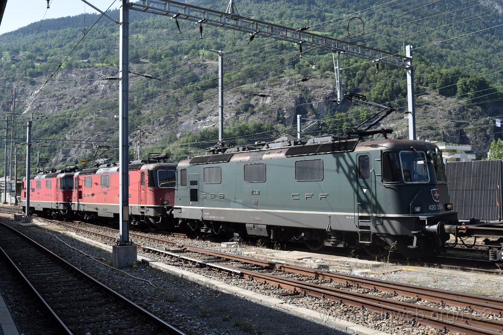 4610-0038-290817.jpg - SBBC Re 4/4'' 11335 (Re 420.335-2)  (Re 91 85 4 420 335-2 CH-SBBC) + SBBC Re 4/4'' 11329 (Re 420.329-5)  (Re 91 85 4 420 329-5 CH-SBBC) + SBBC Re 4/4'' 11330 (Re 420.330-3)  (Re 91 85 4 420 330-3 CH-SBBC) / Brig 29.8.2017