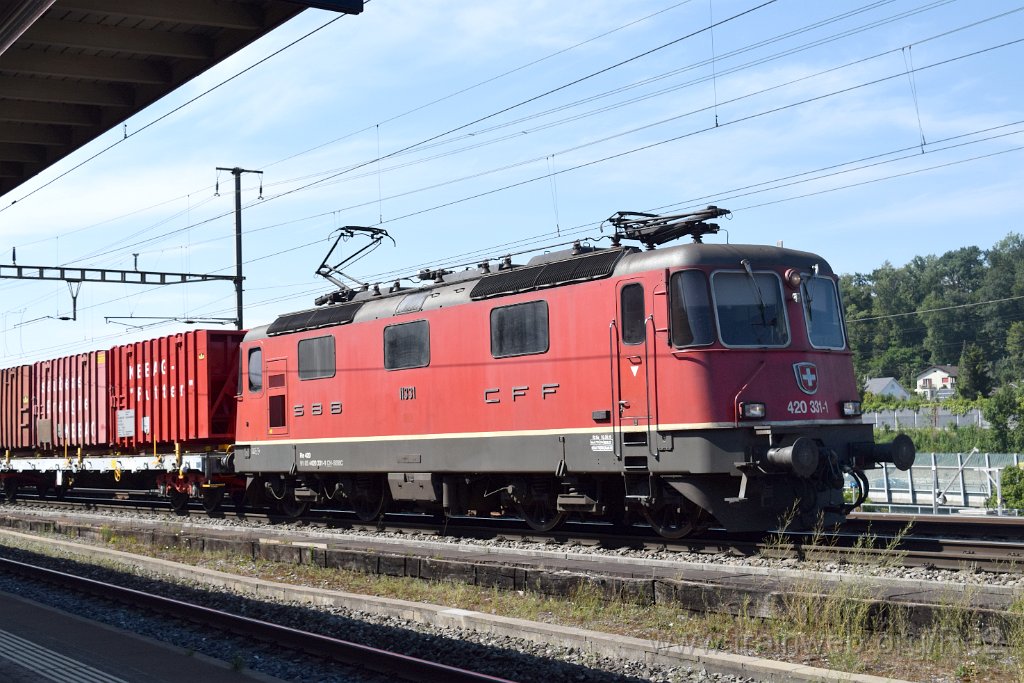 8112-0044-220722.jpg - SBBC Re 4/4'' 11331 (Re 420.331-1)  (Re 91 85 4 420 331-1 CH-SBBC) / Killwangen-Spreitenbach 22.7.2022