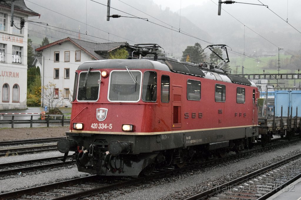 7188-0025-261020.jpg - SBBC Re 4/4'' 11334 (Re 420.334-5)  (Re 91 85 4 420 334-5 CH-SBBC) / Arth-Goldau 26.10.2020
