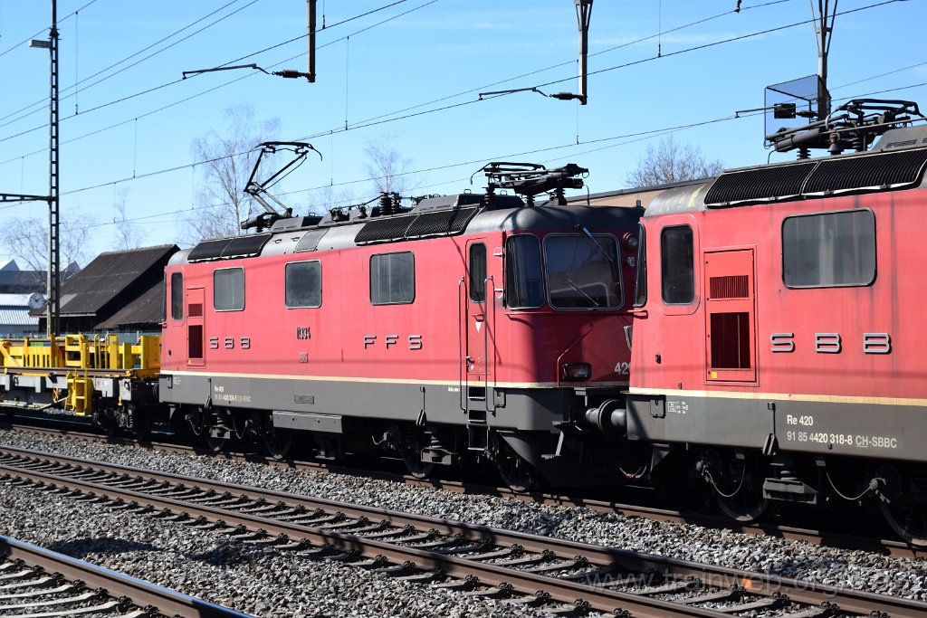 7315-0049-240321.jpg - SBBC Re 4/4'' 11334 (Re 420.334-5)  (Re 91 85 4 420 334-5 CH-SBBC) / Rupperswil 24.3.2021