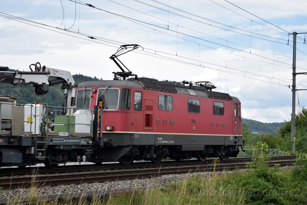 8710-0031-280723.jpg - SBBC Re 4/4'' 11334 (Re 420.334-5)  (Re 91 85 4 420 334-5 CH-SBBC) / Killwangen-Spreitenbach 28.7.2023