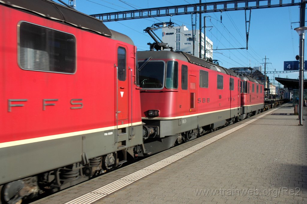 3465-0015-130115.jpg - SBB-CFF Re 4/4'' 11335 + SBB-CFF Re 4/4'' 11341 / Pratteln 13.1.2015