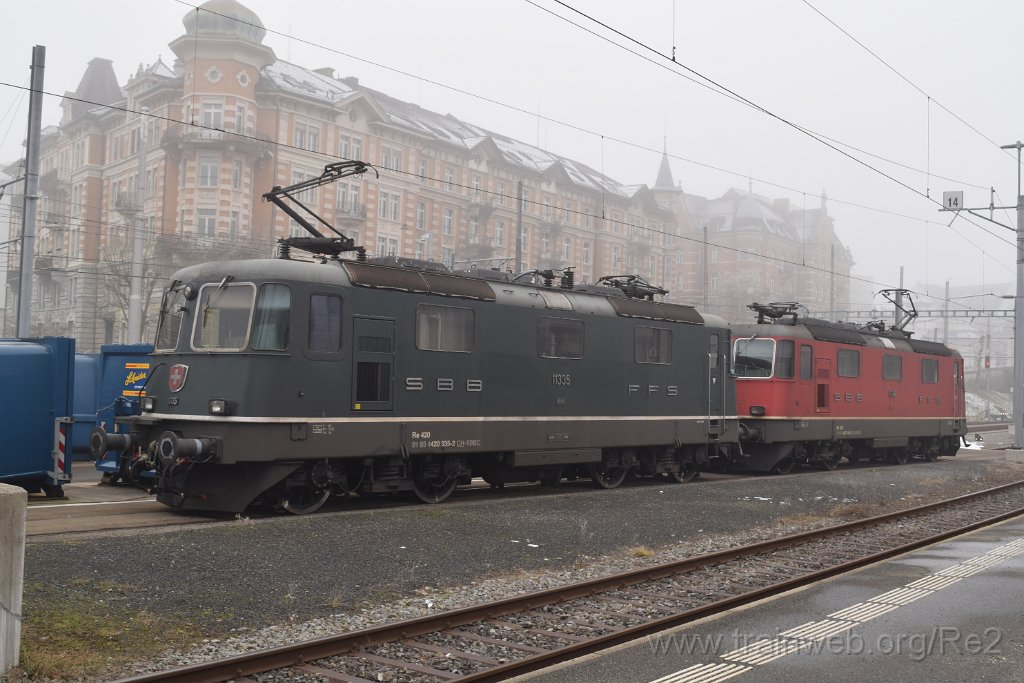 9539-0006-190125.jpg - SBBC Re 4/4'' 11335 (Re 420.335-2)  (Re 91 85 4 420 335-2 CH-SBBC) + SBBC Re 4/4'' 11348 (Re 420.348-5)  (Re 91 85 4 420 348-5 CH-SBBC) / St.Gallen HB 19.1.2025