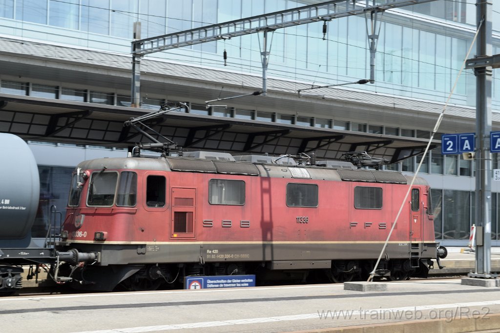 9869-0039-030725.jpg - SBBC Re 4/4'' 11336 (Re 420.336-0)  (Re 91 85 4 420 336-0 CH-SBBC) / Aarau 3.7.2025