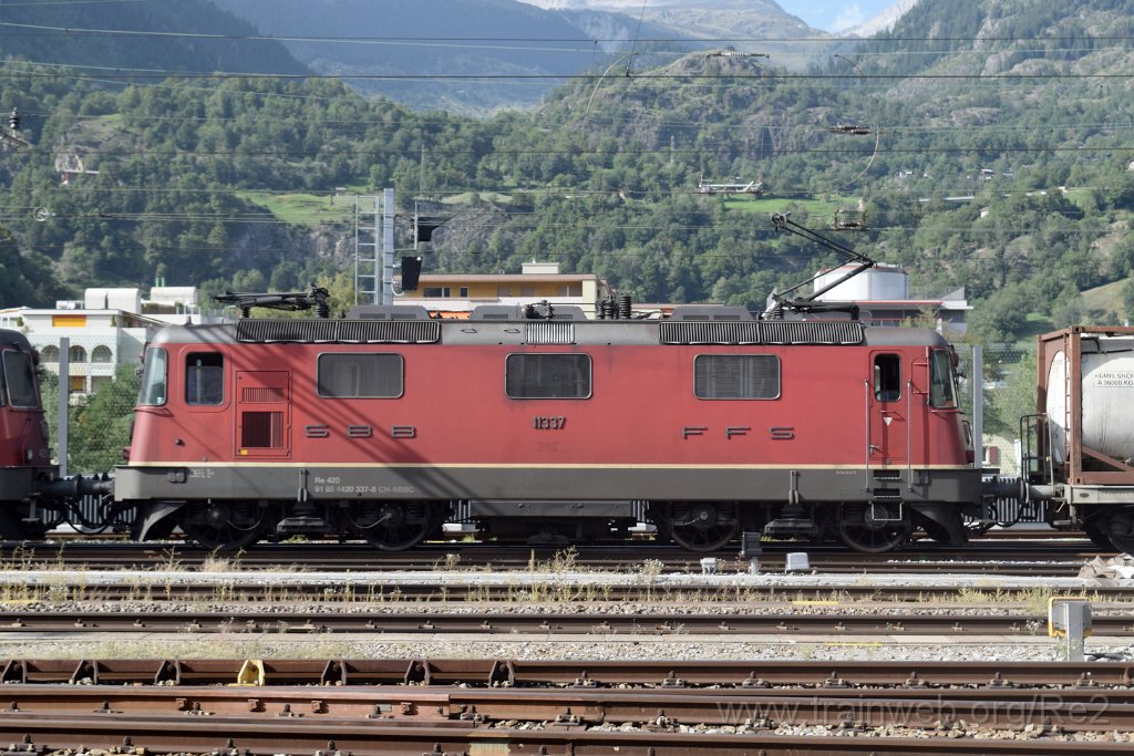 4616-0036-290817.jpg - SBBC Re 4/4'' 11337 (Re 420.337-8)  (Re 91 85 4 420 337-8 CH-SBBC) / Brig 29.8.2017