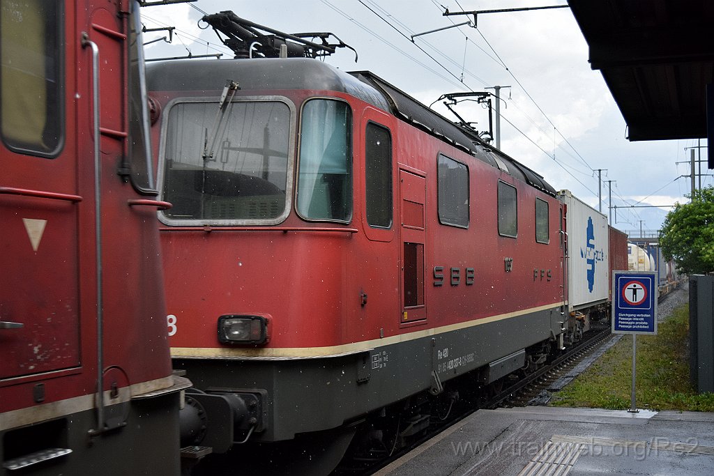 4979-0016-220518.jpg - SBBC Re 4/4'' 11337 (Re 420.337-8)  (Re 91 85 4 420 337-8 CH-SBBC) / Wichtrach 22.5.2018