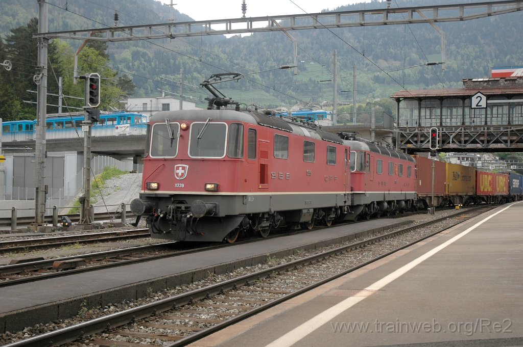 2796-0020-070513.jpg - SBB-CFF Re 4/4'' 11339 + SBB-CFF Re 6/6 11685 ''Sulgen'' / Arth-Goldau 7.5.2013