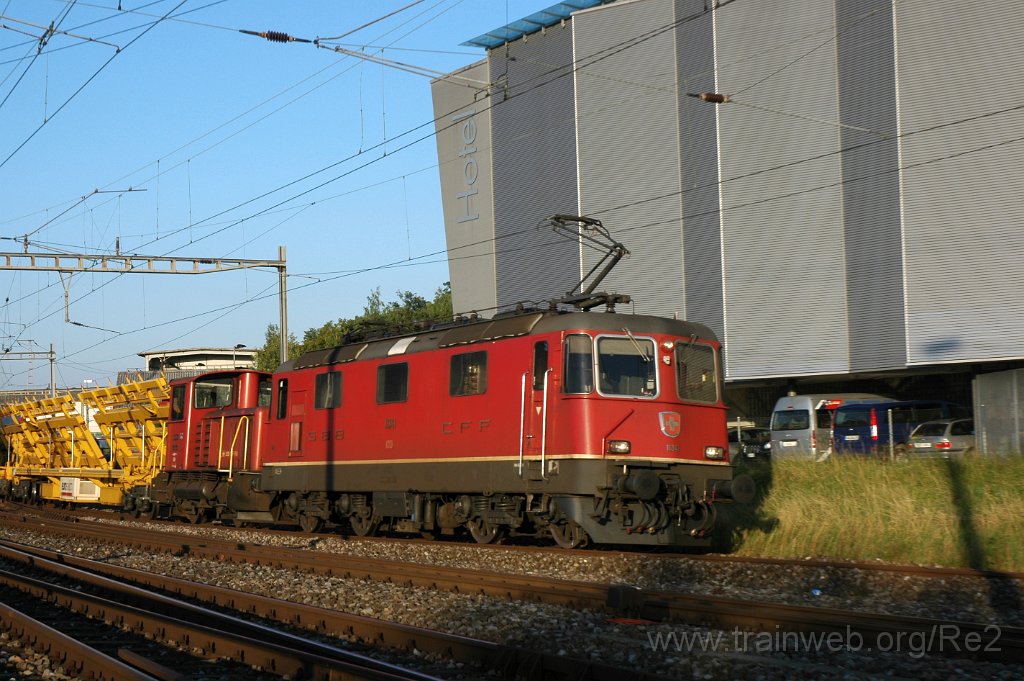 1712-0031-060809.jpg - SBB-CFF Re 4/4'' 11341 + SBB-CFF Tm IV 8774 / Kloten 6.8.2009