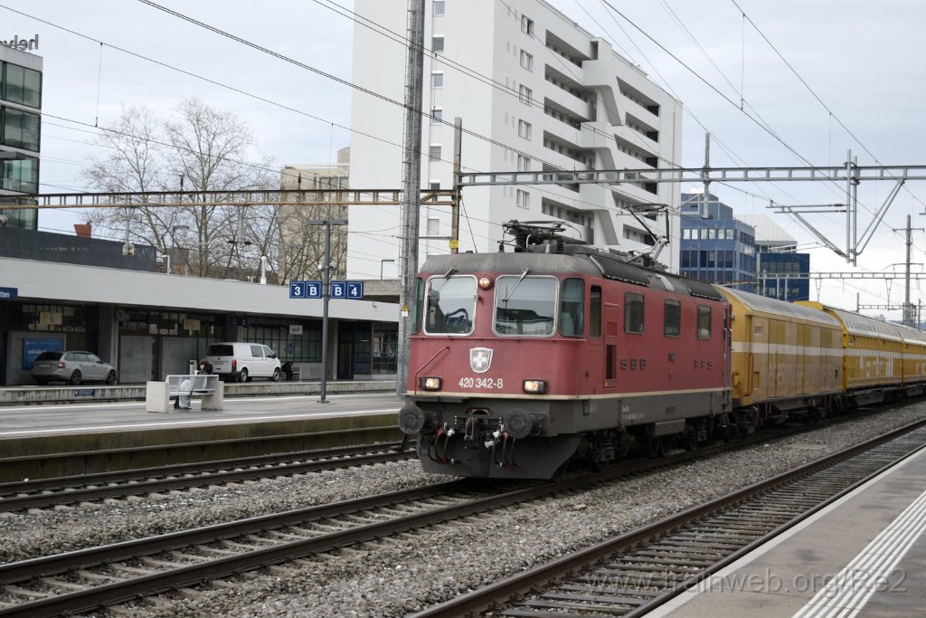 8936-0004-220124.jpg - SBBC Re 4/4'' 11342 (Re 420.342-8)  (Re 91 85 4 420 342-8 CH-SBBC) / Zürich-Altstetten 22.1.2024
