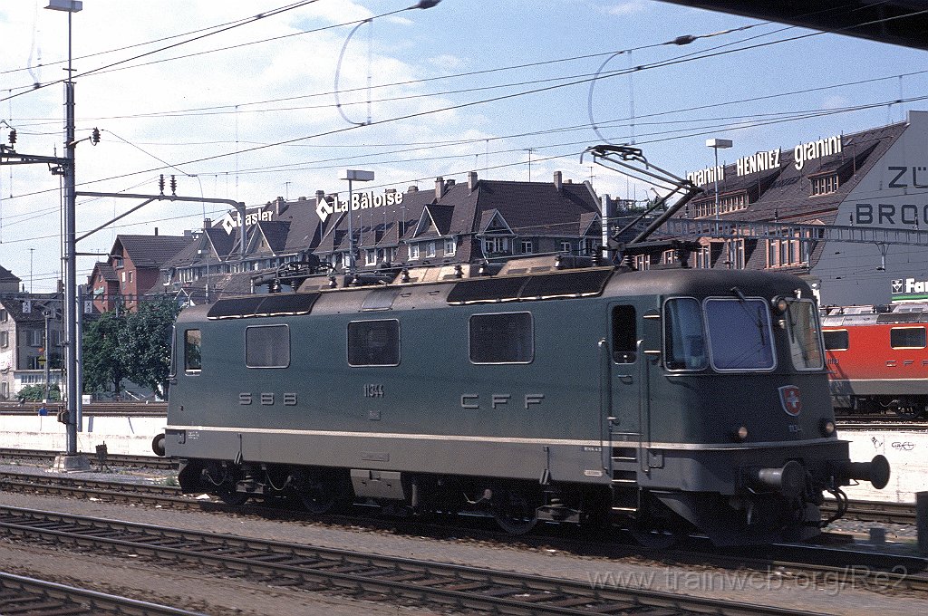 0181-0033.jpg - SBB-CFF Re 4/4'' 11344 / Zürich HB 9.7.1988