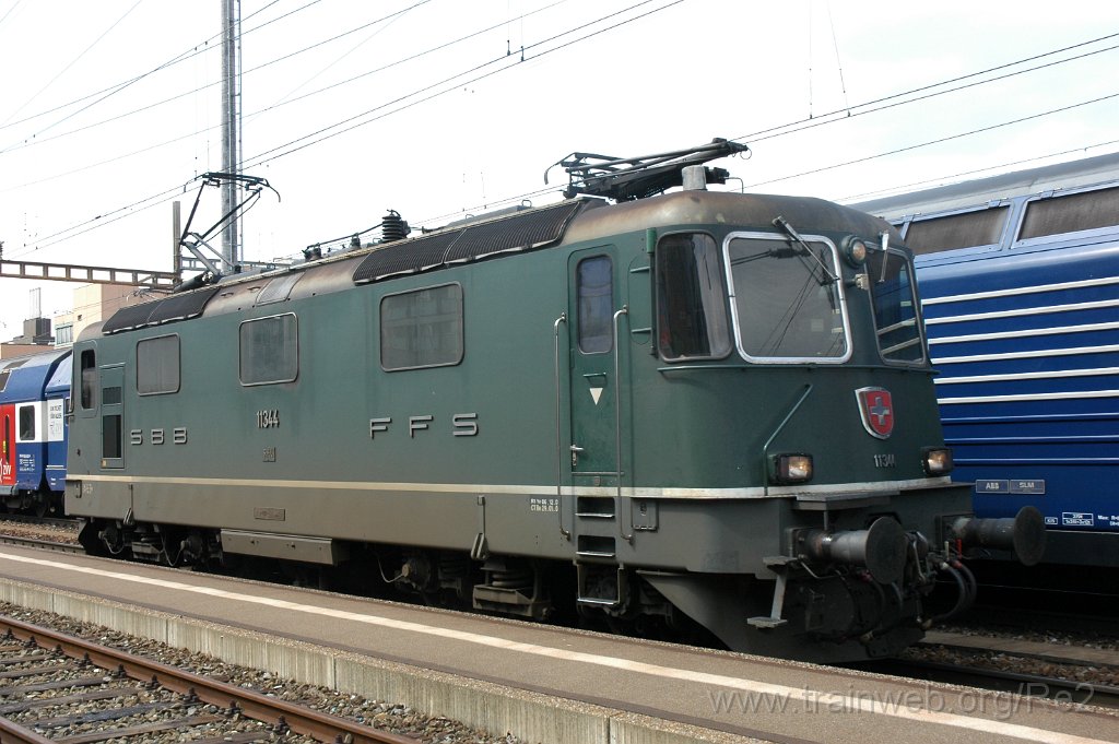 1668-0037-220509.jpg - SBB-CFF Re 4/4'' 11344 / Zürich-Altstetten 22.5.2009