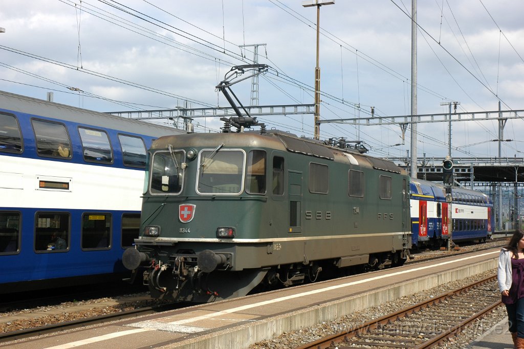 1668-0046-220509.jpg - SBB-CFF Re 4/4'' 11344 / Zürich-Altstetten 22.5.2009