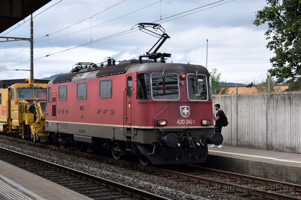 5692-0044-190819.jpg - SBBC Re 4/4'' 11345 (Re 420.345-1)  (Re 91 85 4 420 345-1 CH-SBBC) / Lenzburg 19.8.2019