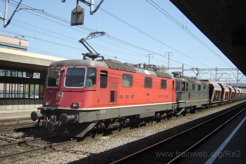 1312-0018-160407.jpg - SBB-CFF Re 4/4'' 11349 + SBB-CFF Re 4/4'' 11330 / Zürich-Altstetten 16.4.2007