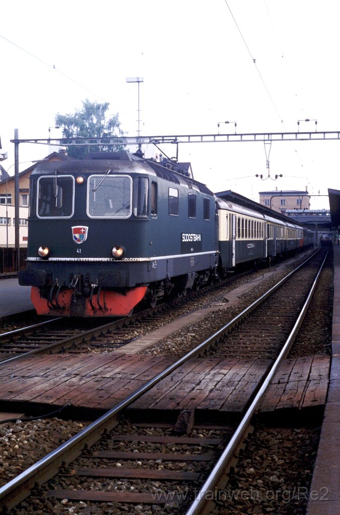 0181-0005.jpg - SOB Re 4/4''' 41 / Romanshorn 18.6.1988