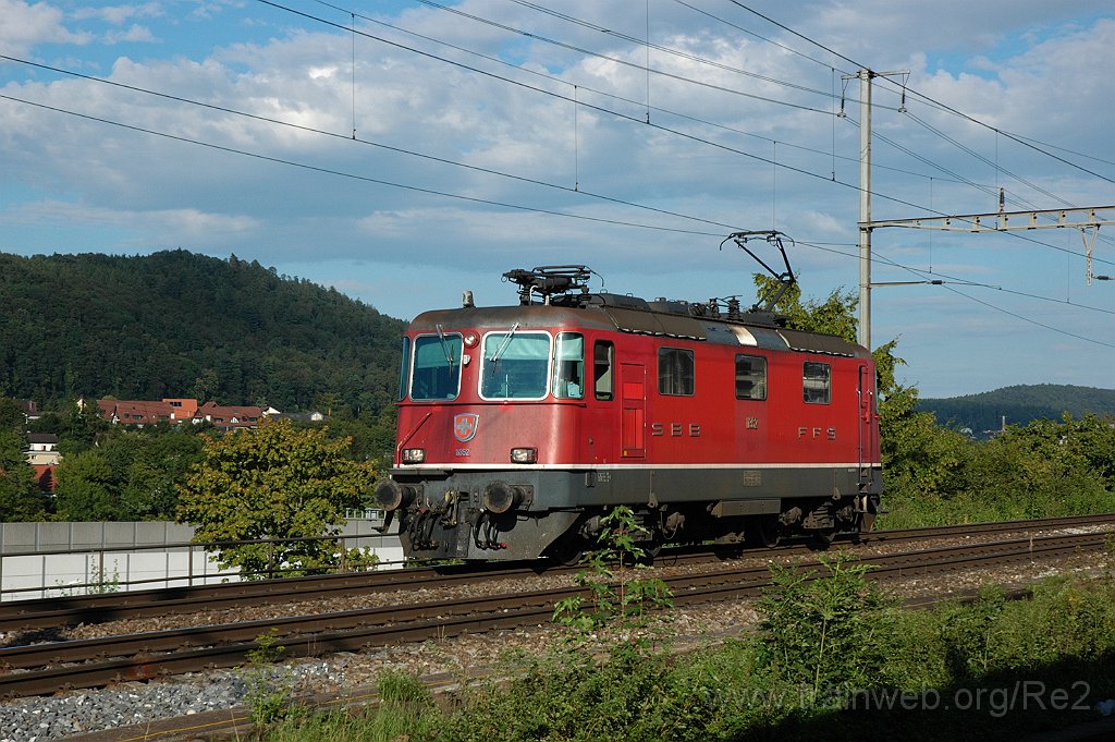 3233-0009-080814.jpg - SBB-CFF Re 4/4''' 11352 / Killwangen-Spreitenbach 8.8.2014