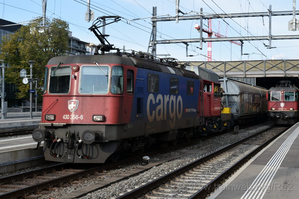 5779-0034-251019.jpg - SBBC Re 430.356-6 (91 85 4 430 356-6 CH-SBBC) + SBBI Tm 234.090-9 (Tm 98 85 5 234 090-9 CH-SBBI) / Winterthur 25.10.2019
