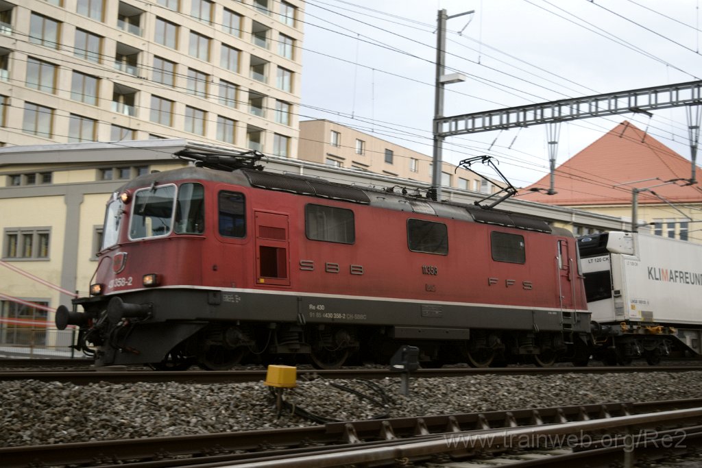 4819-0047-050118.jpg - SBBC Re 4/4''' 11358 (Re 430.358-2)  (Re 91 85 4 430 358-2 CH-SBBC) / Lenzburg 5.1.2018