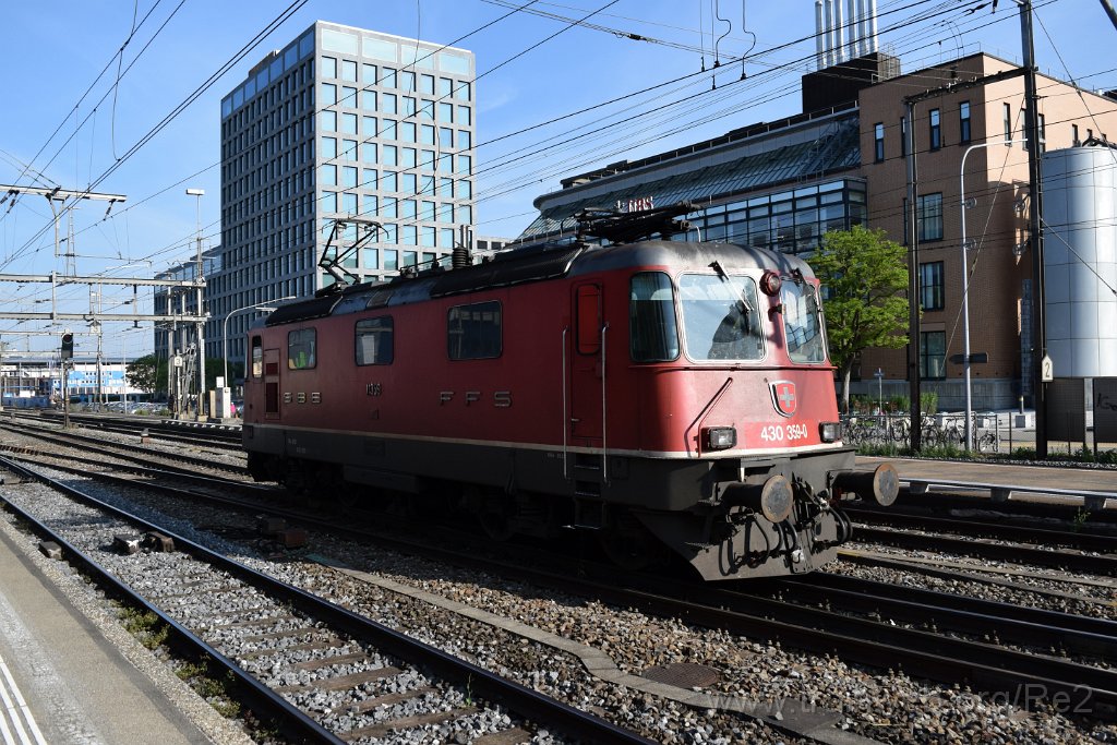 3910-0042-180516.jpg - SBBC Re 4/4''' 11359 (Re 430.359-0)  (Re 91 85 4 430 359-0 CH-SBBC) / Zürich-Altstetten 18.5.2016