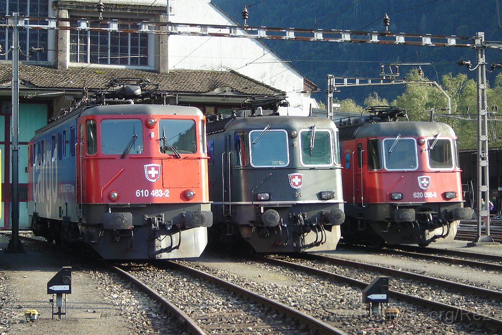 1416-0028-080907.jpg - SBBC Ae 610.463-2 ''Göschenen'' + SBB-CFF Re 4/4''' 11364 + SBBC Re 620.058-8 ''Auvernier'' / Erstfeld (Dépot) 8.9.2007