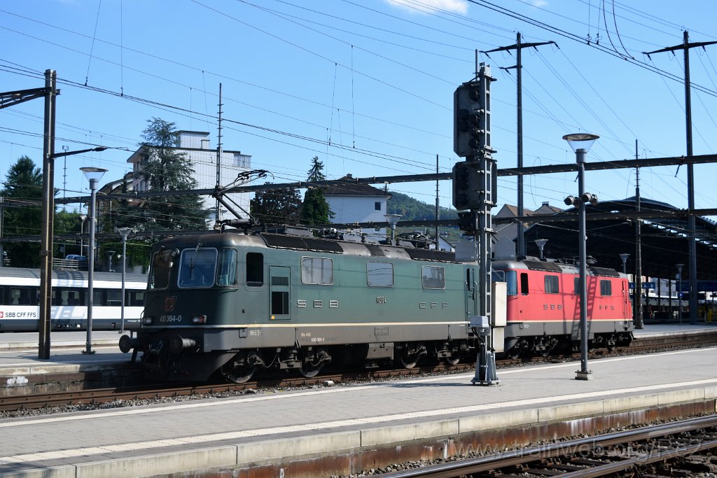 4077-0047-030816.jpg - SBB-CFF Re 4/4'' 11185 + SBBC Re 4/4''' 11364 (Re 430.364-0)  (Re 91 85 4 430 364-0 CH-SBBC) / Olten 3.8.2016
