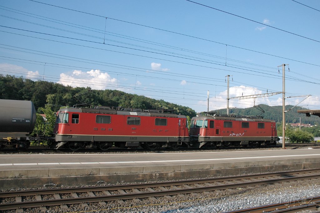 3172-0038-180614.jpg - SBB-CFF Re 4/4''' 11367 + SBB-CFF Re 4/4'' 11188 / Killwangen-Spreitenbach 18.6.2014