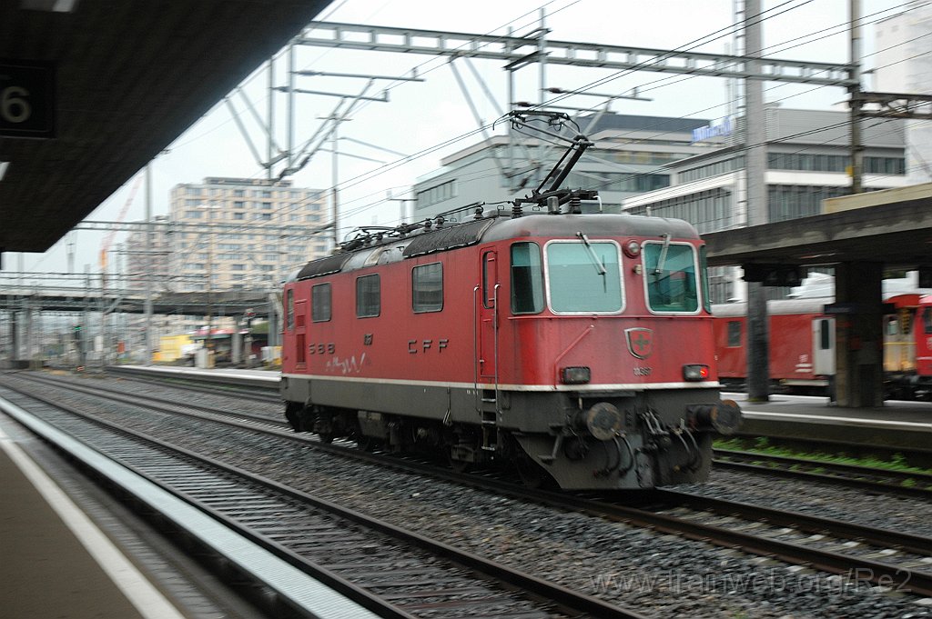 3363-0011-131014.jpg - SBB-CFF Re 4/4''' 11367 / Zürich-Altstetten 13.10.2014