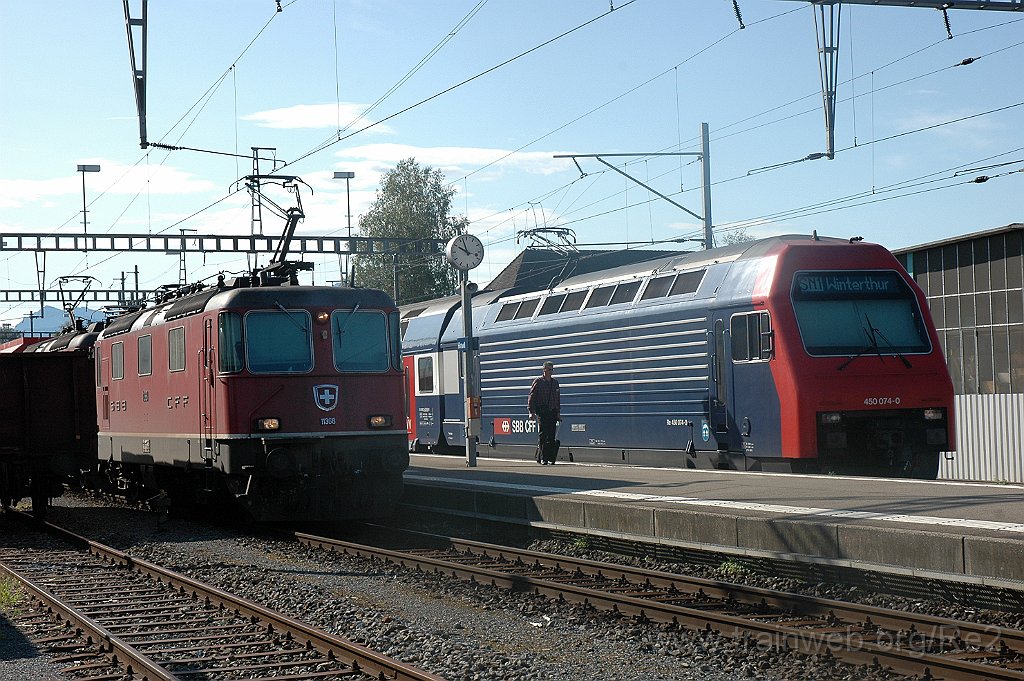 1557-0019-050908.jpg - SBB-CFF Re 4/4''' 11368 + SBB-CFF Re 450.074-0 ''Stadel'' / Hinwil 5.9.2008