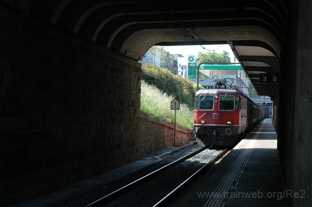 2111-0032-130511.jpg - SBB-CFF Re 4/4''' 11369 / Zürich-Wiedikon 13.5.2011