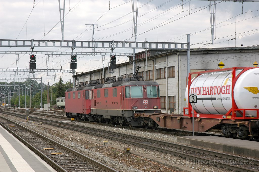 1905-0034-220610.jpg - SBB-CFF Re 4/4''' 11370 + Crossrail Re 436.115-0 / Burgdorf 22.6.2010