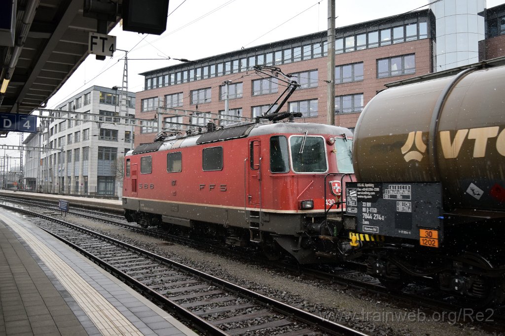 3830-0040-290216.jpg - SBBC Re 4/4''' 11370 (Re 430.370-7)  (Re 91 85 4 430 370-7 CH-SBBC) / Olten 29.2.2016