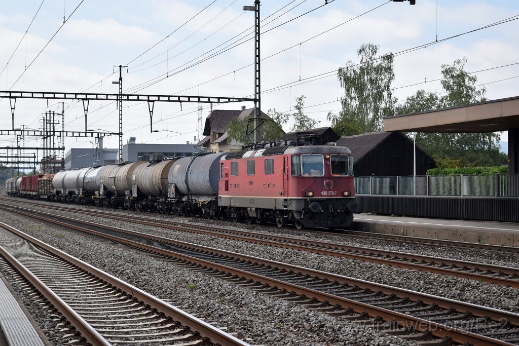 5698-0018-220819.jpg - SBBC Re 4/4''' 11370 (Re 430.370-7)  (Re 91 85 4 430 370-7 CH-SBBC) / Rupperswil 22.8.2019