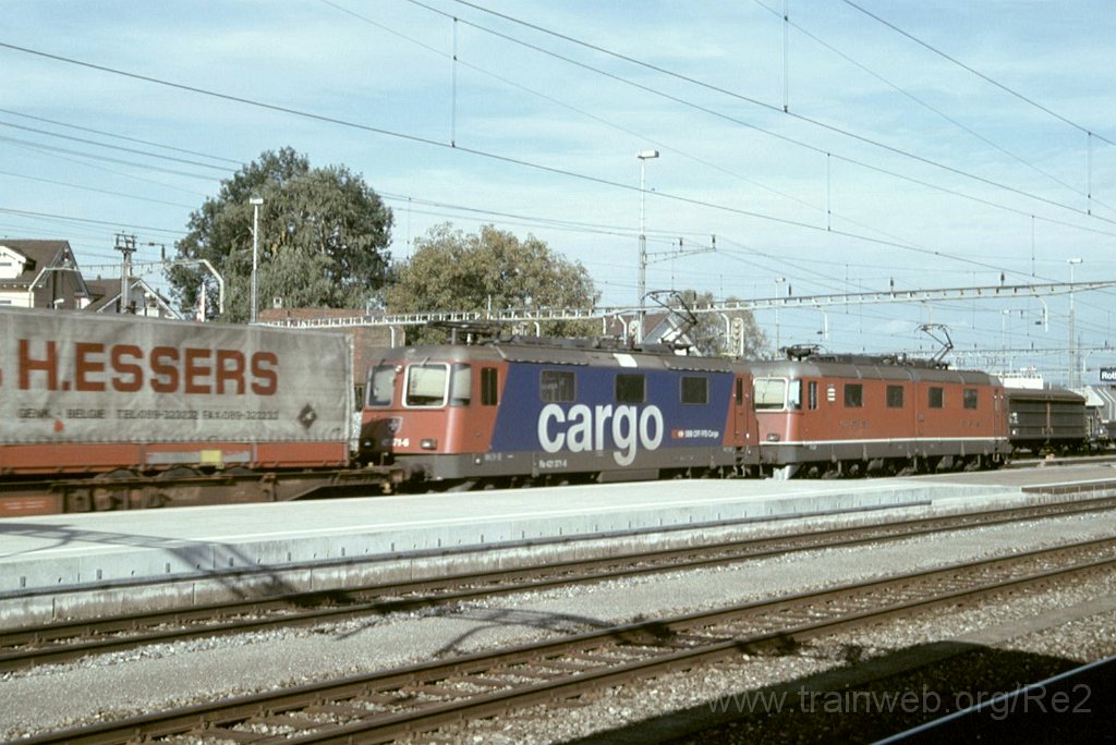 0993-0019.jpg - SBB-CFF Re 6/6 11602 ''Morges'' + SBBC Re 421.371-6 / Rotkreuz 30.9.2004
