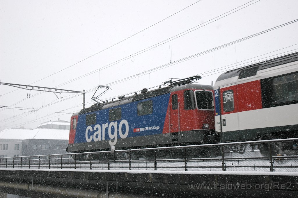 2284-0031-201211.jpg - SBBC Re 421.371-6 (Re 91 85 4 421 371-6 CH-SBBC) / Zürich (Käferbergbrücke) 20.12.2011