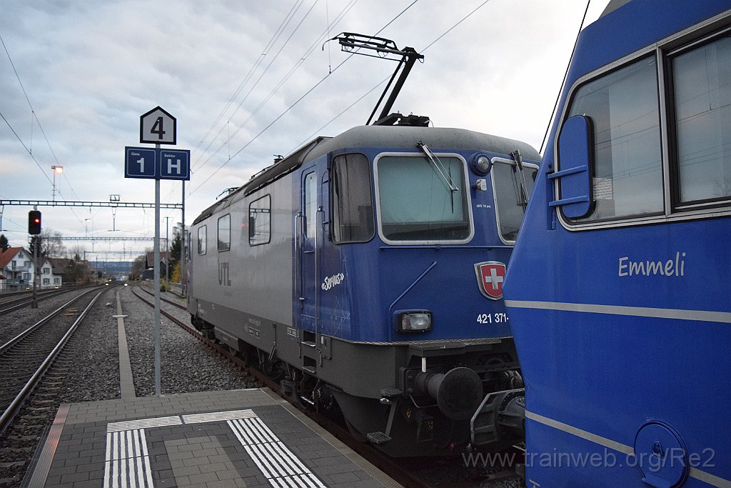 8888-0035-281123.jpg - UTL Re 421.371-6 (Re 91 85 4 421 371-3 CH-UTL) / Frauenfeld 28.11.2023