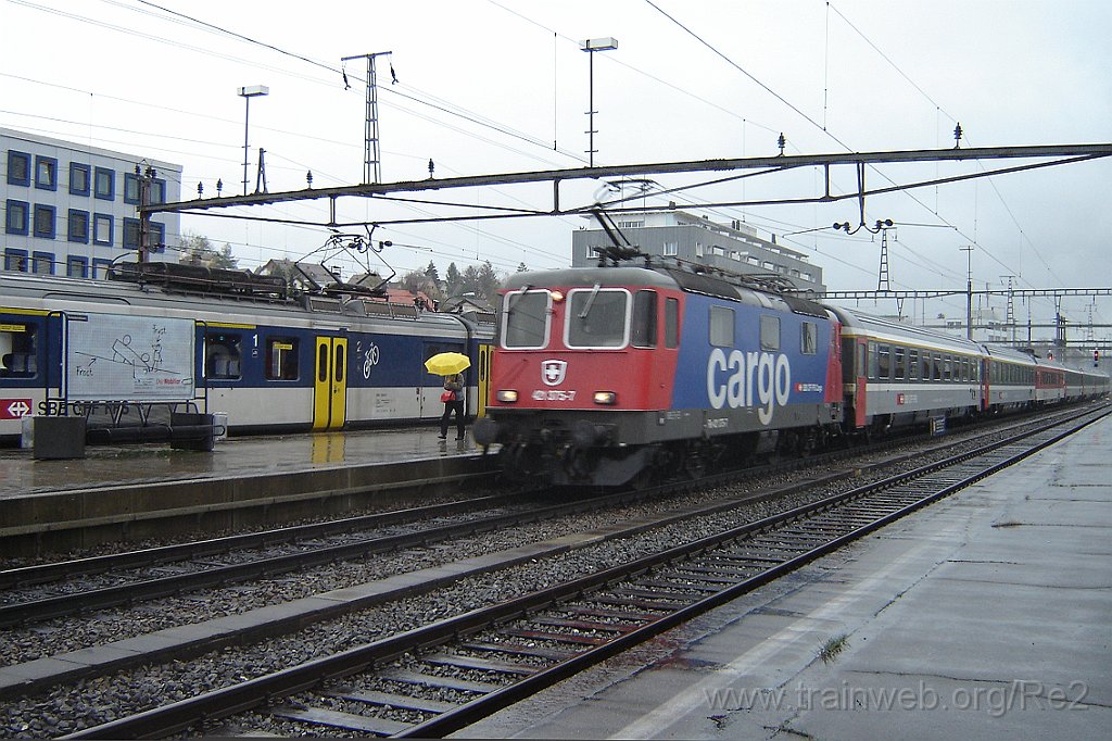 1028-0032-080405.jpg - SBBC Re 421.375-7 / Wallisellen 8.4.2005