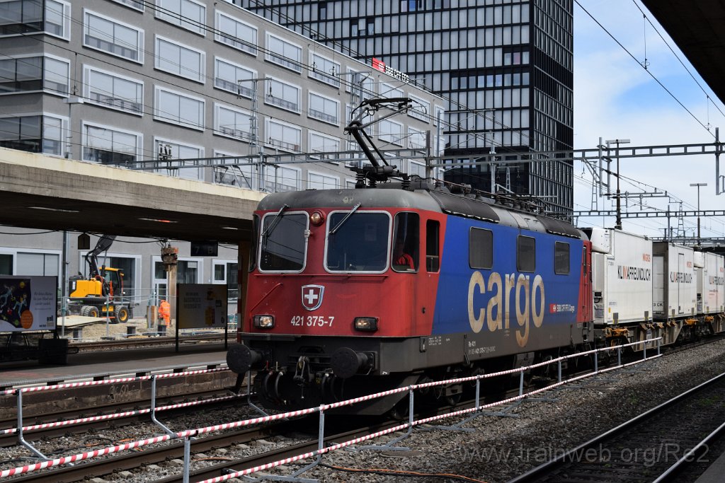 4894-0014-120418.jpg - SBBC Re 421.375-7 (Re 91 85 4 421 375-7 CH-SBBC) / Zürich-Altstetten 12.4.2018