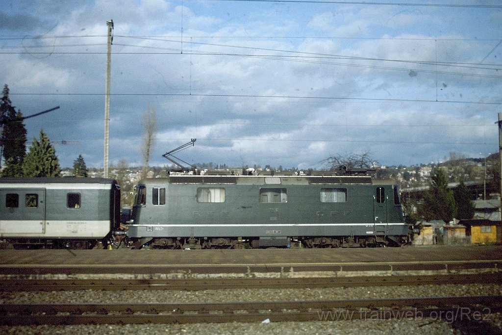 0696-0015.jpg - SBB-CFF Re 4/4'' 11376 / Zürich-Altstetten 29.11.1997