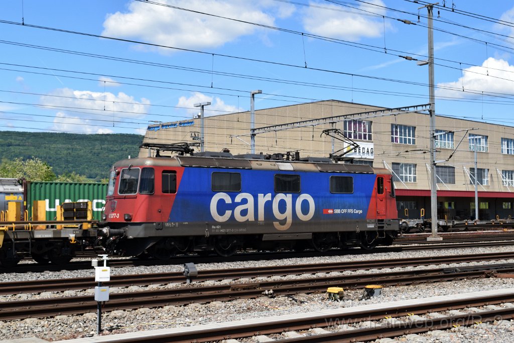 5546-0042-310519.jpg - SBBC Re 421.377-3 (Re 91 85 4 421 377-3 CH-SBBC) / Aarau (Torfeld) 31.5.2019