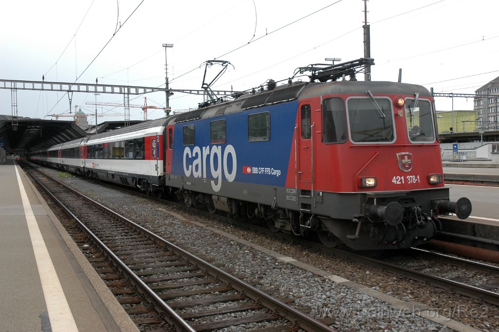 2433-0006-080612.jpg - SBBC Re 421.378-1 (Re 91 85 4 421 378-1 CH-SBBC) / Zürich HB 8.6.2012