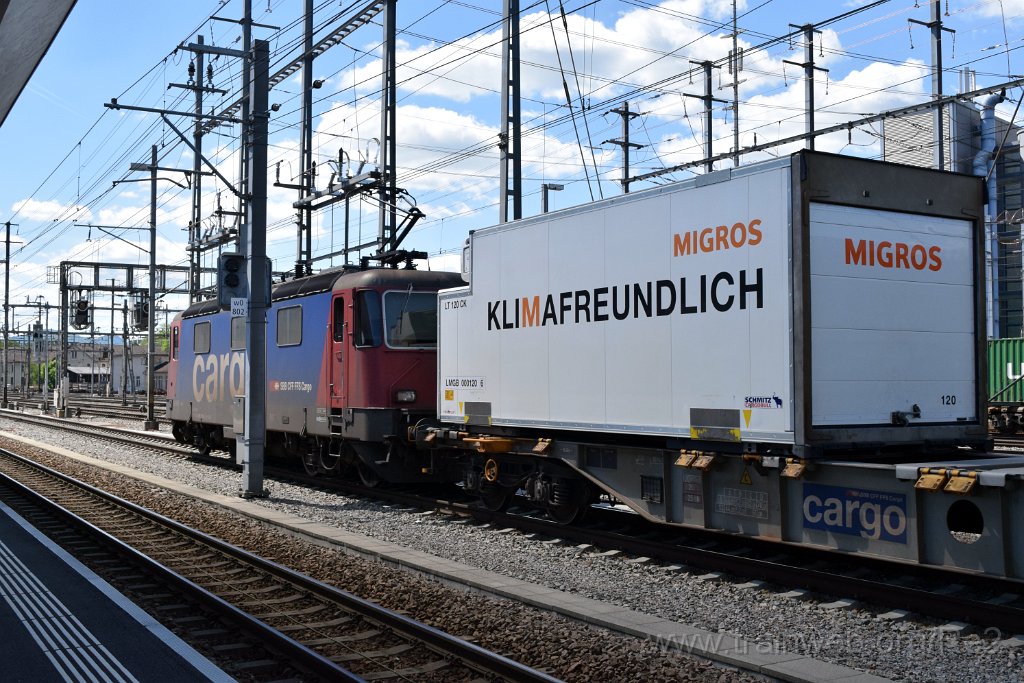 5549-0043-310519.jpg - SBBC Re 421.378-1 (Re 91 85 4 421 378-1 CH-SBBC) / Aarau (Torfeld) 31.5.2019