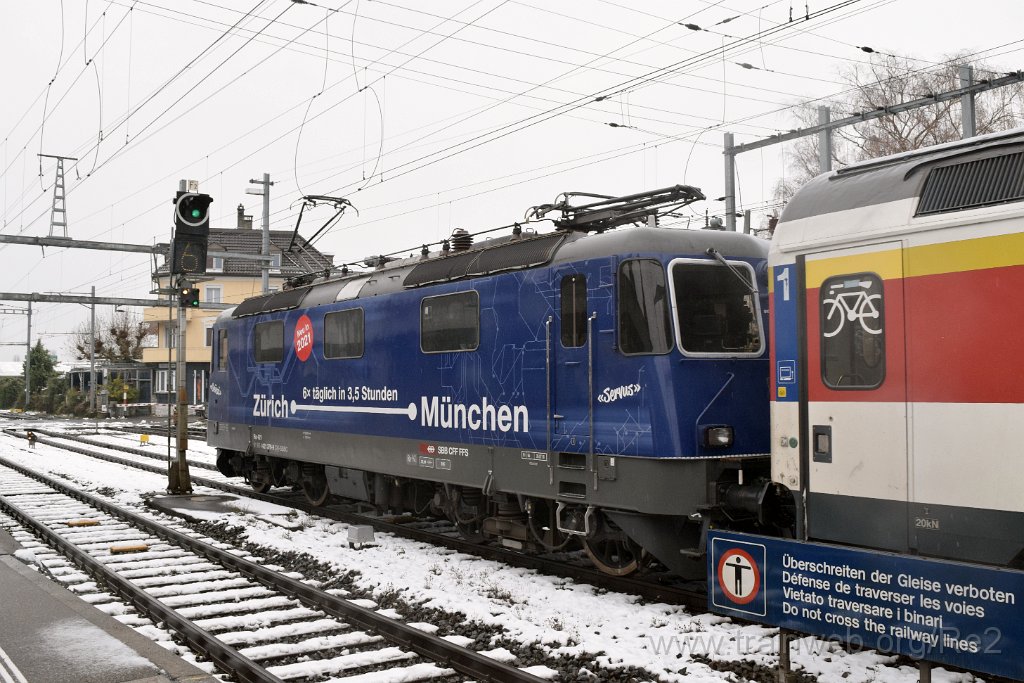 7218-0039-091220.jpg - SBBC Re 421.379-9 ''Zürich-München 2021'' (Re 91 85 4 421 379-9 CH-SBBC) / St.Margrethen 9.12.2020