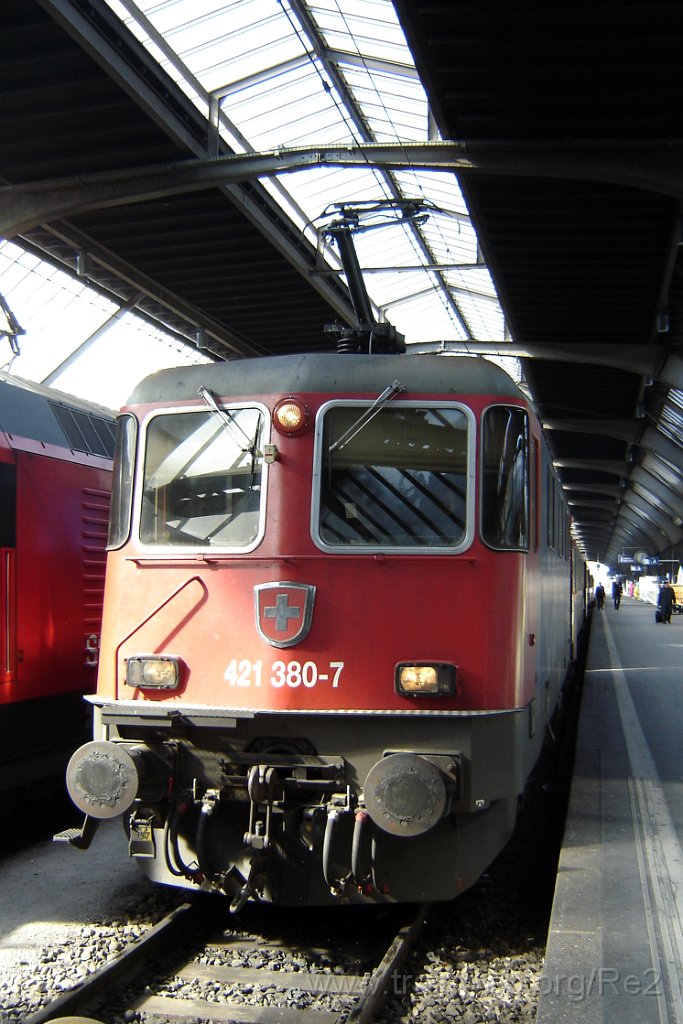 1016-0042-030305.jpg - SBBC Re 421.380-7 / Zürich HB 3.3.2005