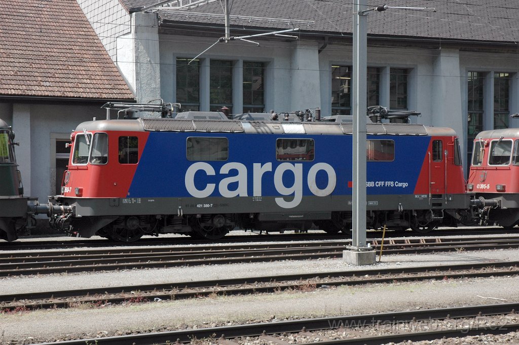 2841-0043-150613.jpg - SBBC Re 421.380-7 (Re 91 85 4 421 380-7 CH-SBBC) / Erstfeld (Dépot) 15.6.2013
