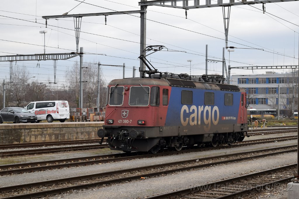 4309-0033-040117.jpg - SBBC Re 421.380-7 (Re 91 85 4 421 380-7 CH-SBBC) / Yverdon 4.1.2017