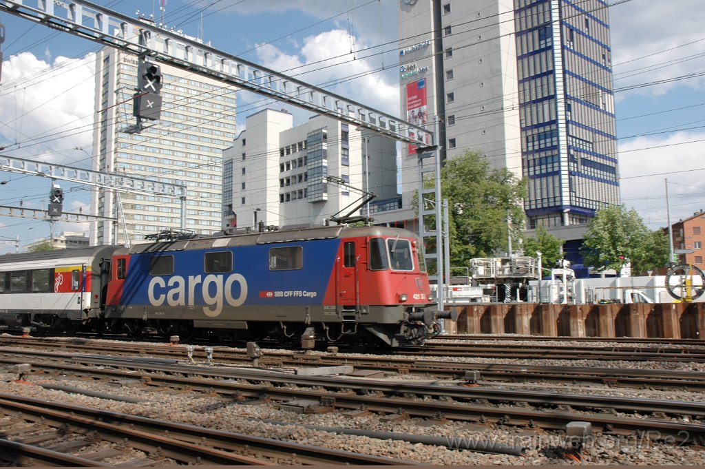 2115-0004-190511.jpg - SBBC Re 421.387-2 (Re 91 85 4 421 387-2 CH-SBBC) / Zürich-Oerlikon 19.5.2011