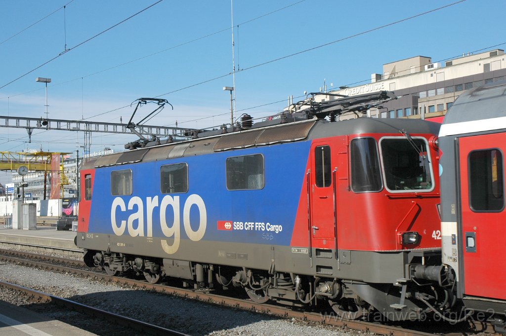 2063-0050-110211.jpg - SBBC Re 421.391-4 (Re 91 85 4 421 391-4 CH-SBBC) / Zürich HB 11.2.2011