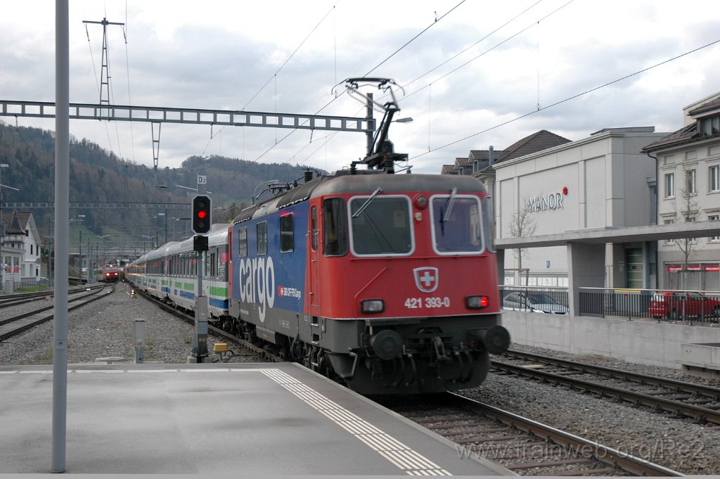 3067-0004-080414.jpg - SBBC Re 421.393-0 (Re 91 85 4 421 393-0 CH-SBBC) + SOB Signal D2 / Wattwil 8.4.2014