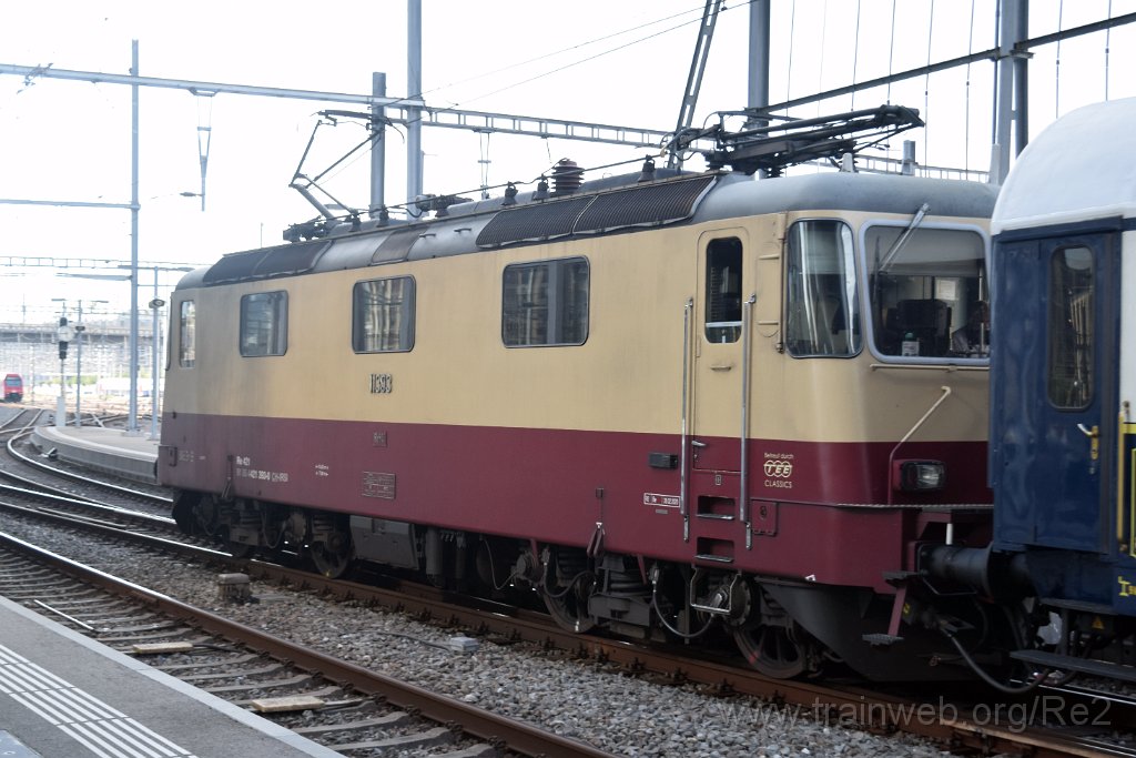 8730-0007-120823.jpg - IRSI Re 421.393-0 / Re 4/4'' 11393 (Re 91 85 4 421 393-0 CH-IRSI) / Zürich HB 12.8.2023