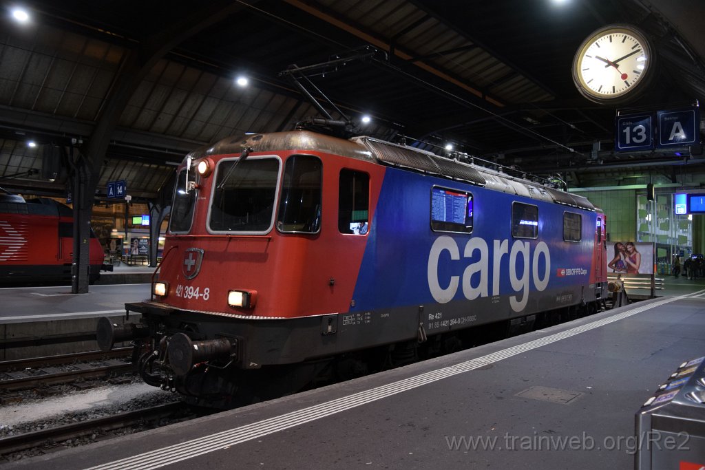 4790-0011-141217.jpg - SBBC Re 421.394-8 (Re 91 85 4 421 394-8 CH-SBBC) / Zürich HB 14.12.2017